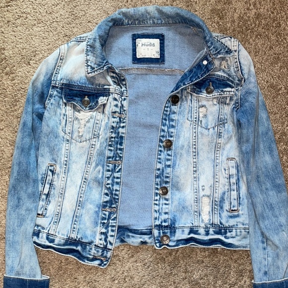 Jean Jacket - Picture 1 of 3